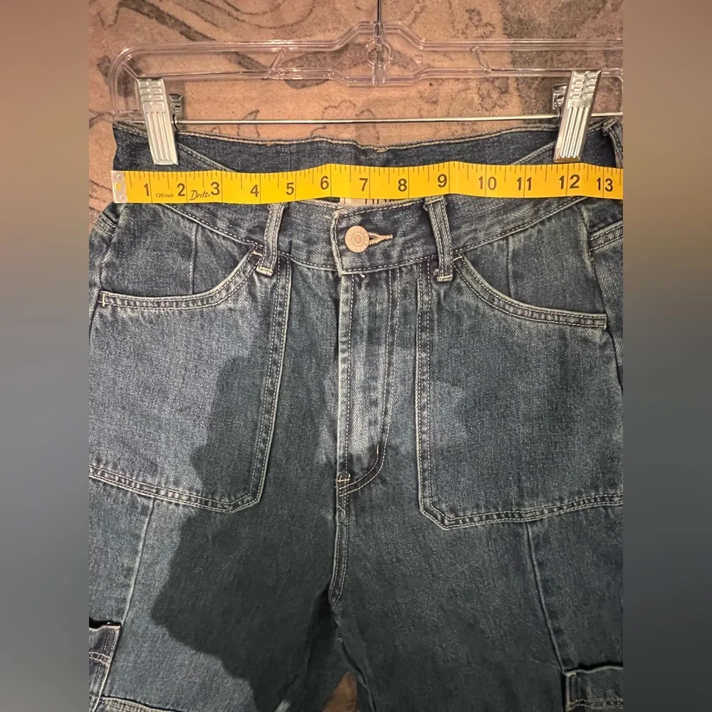 BDG Jeans Women's 28 High Rise Baggy Cargo Carpenter Stritch Medium Wash Denim - Picture 12 of 14